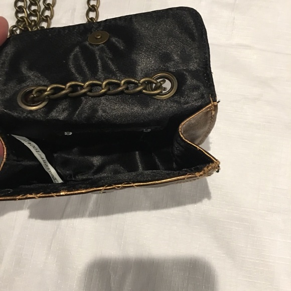Steve Madden cross-body purse - Picture 5 of 5